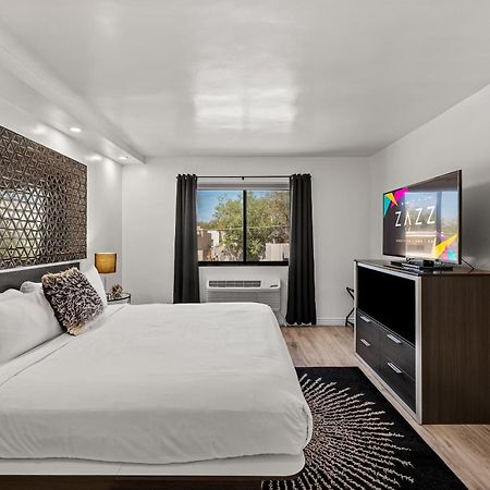 Hotel Zazz Альбукерке Экстерьер фото