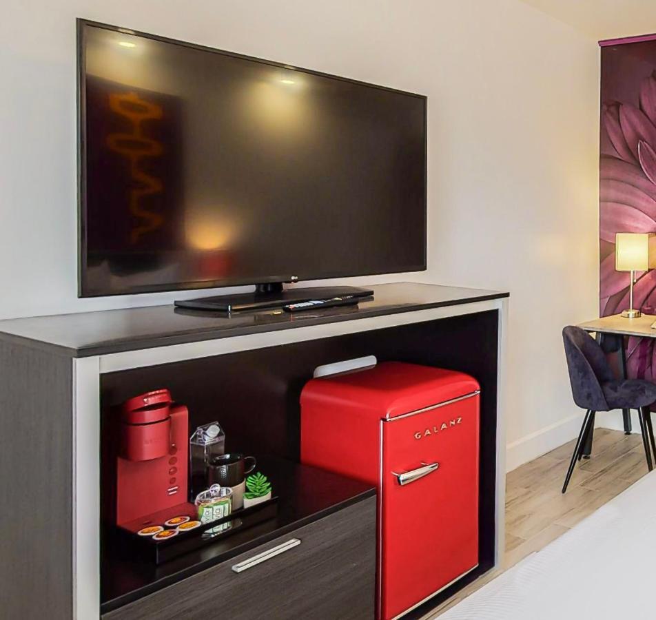Hotel Zazz Альбукерке Экстерьер фото